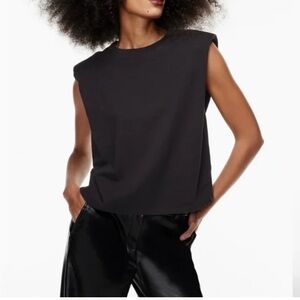 Aritzia Babaton Sleeveless Padded-Shoulder Boxy Top - Black size large